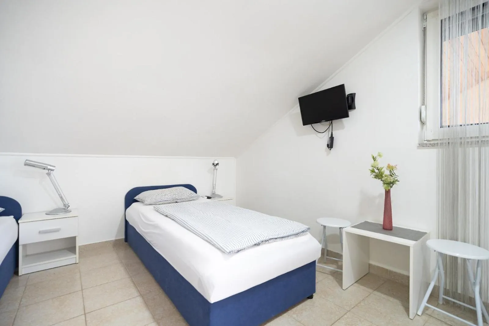 Apartment Adriatic Guest House Milic - Summer Rooms Gornji Karin
